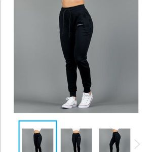 Alphalete Joggers Black